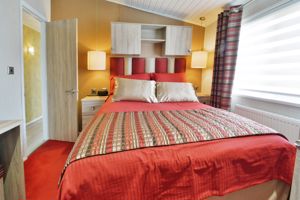 Master bedroom- click for photo gallery